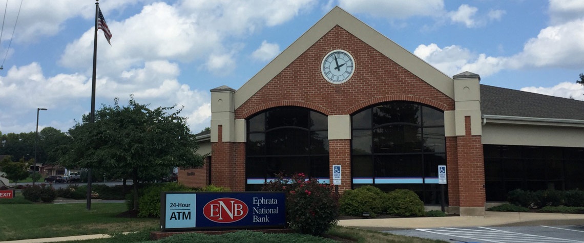Exterior image of the Ephrata National Bank in the Akron PA location